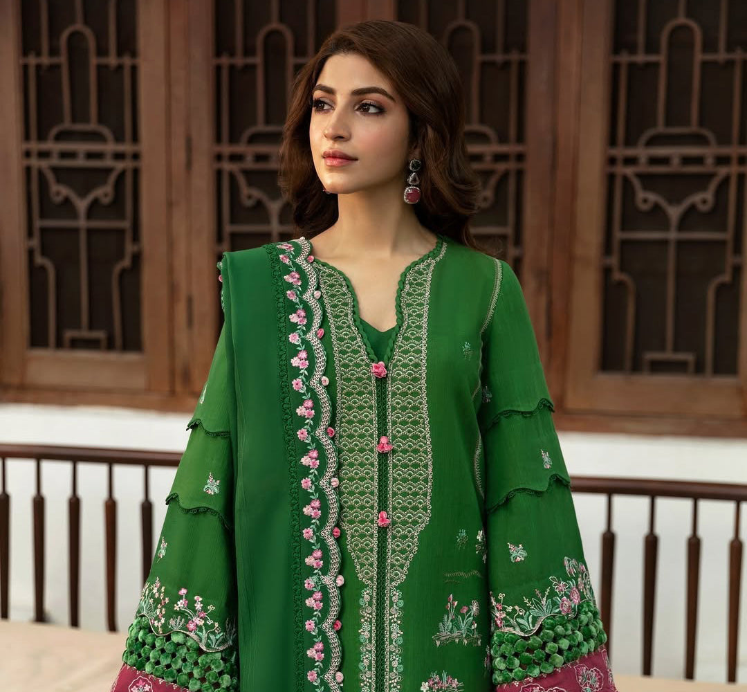 Pakistani Casual Suits – Timeless Designs at Your Fingertips