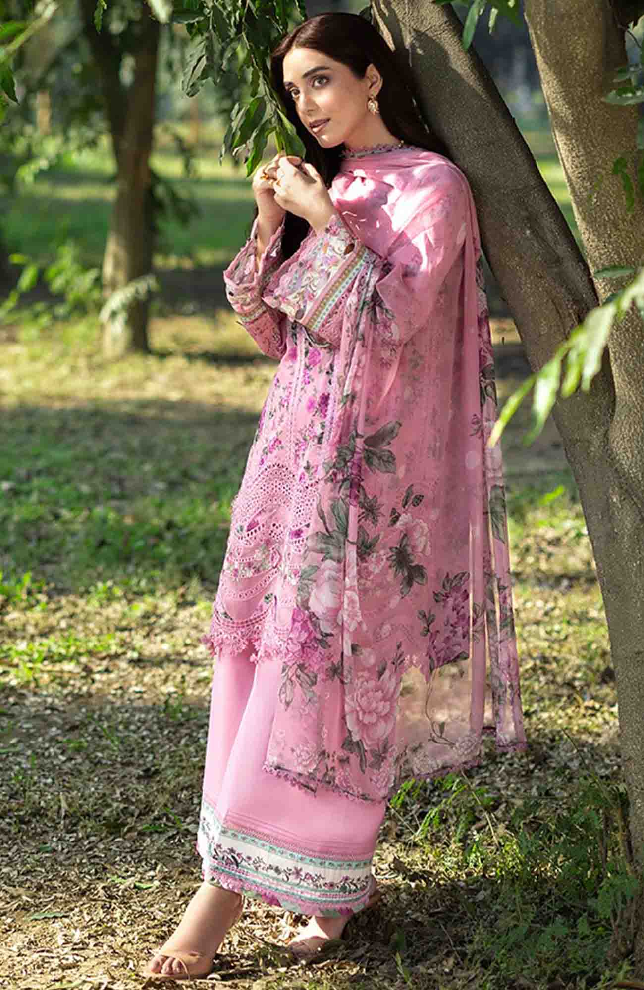 Elaf | CHIKANKARI PRINTS | MAYAL