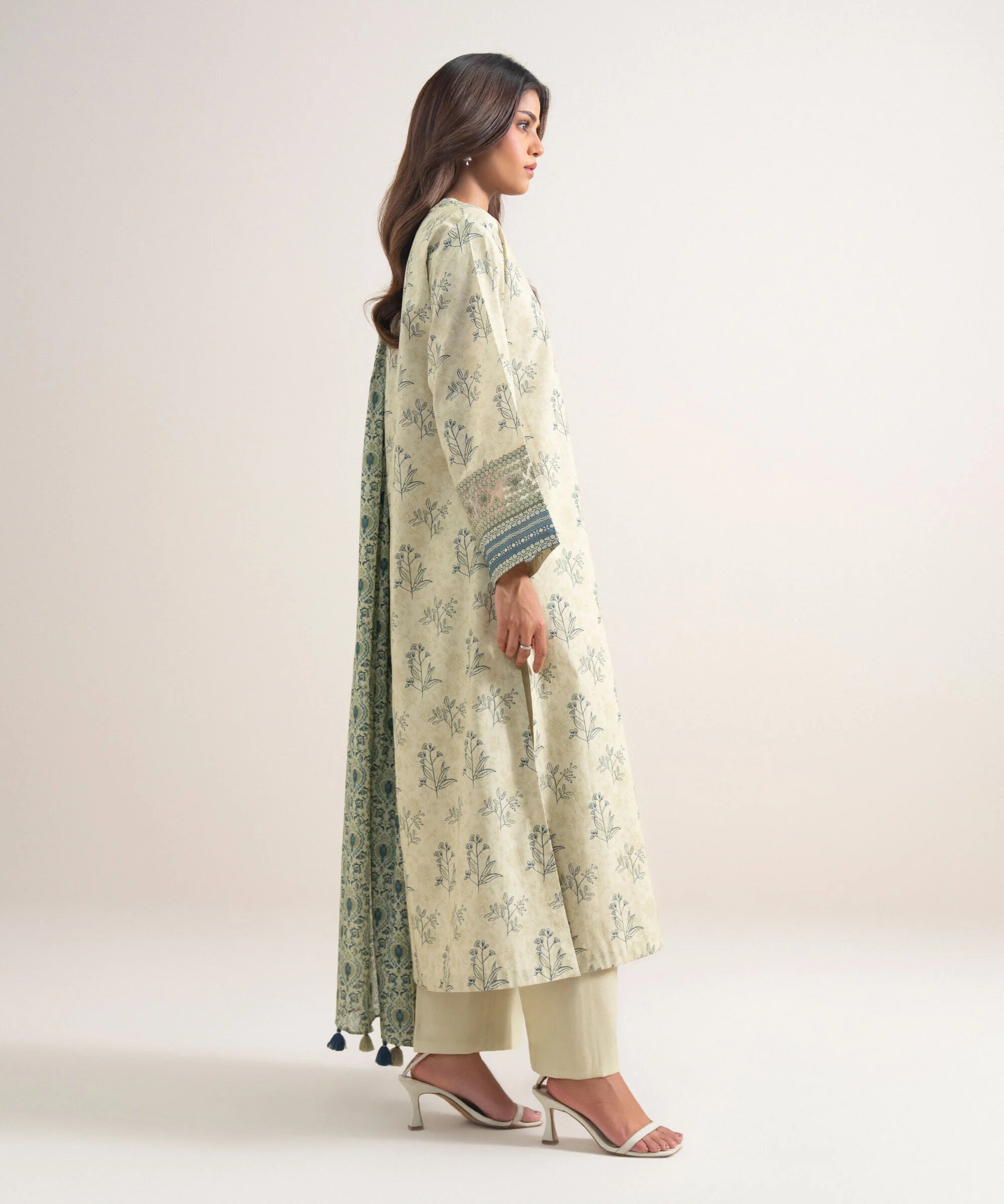 Sapphire | 3 Piece - Embroidered Lawn Suit 26V762