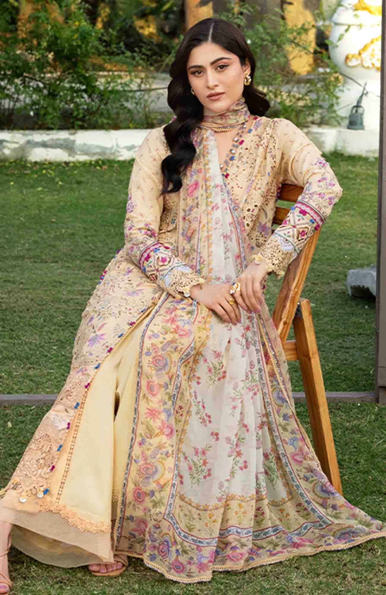 Elaf | CHIKANKARI PRINTS | KHUSHEE