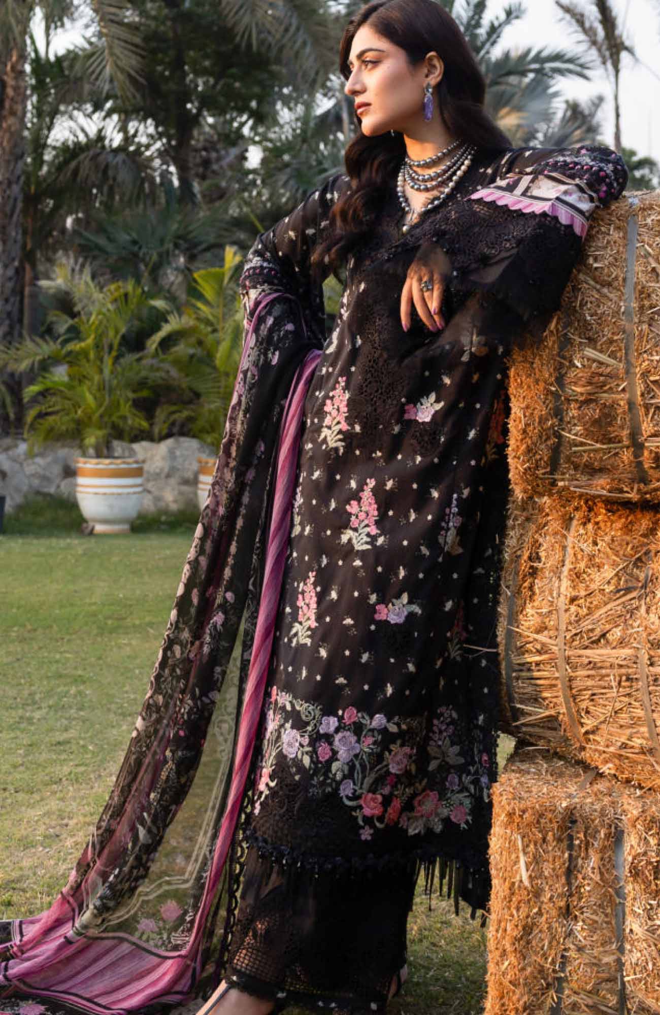 Elaf | CHIKANKARI PRINTS | ARZO