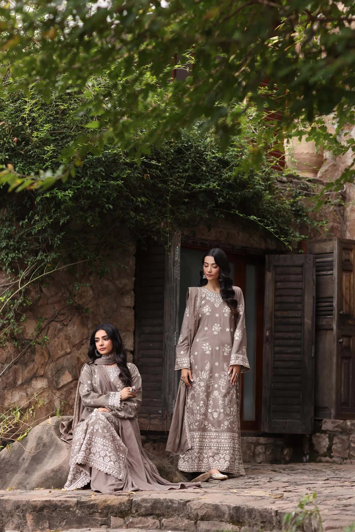 Noor by Saadia Asad - Suzaankari Winter 24 -3PC -D2