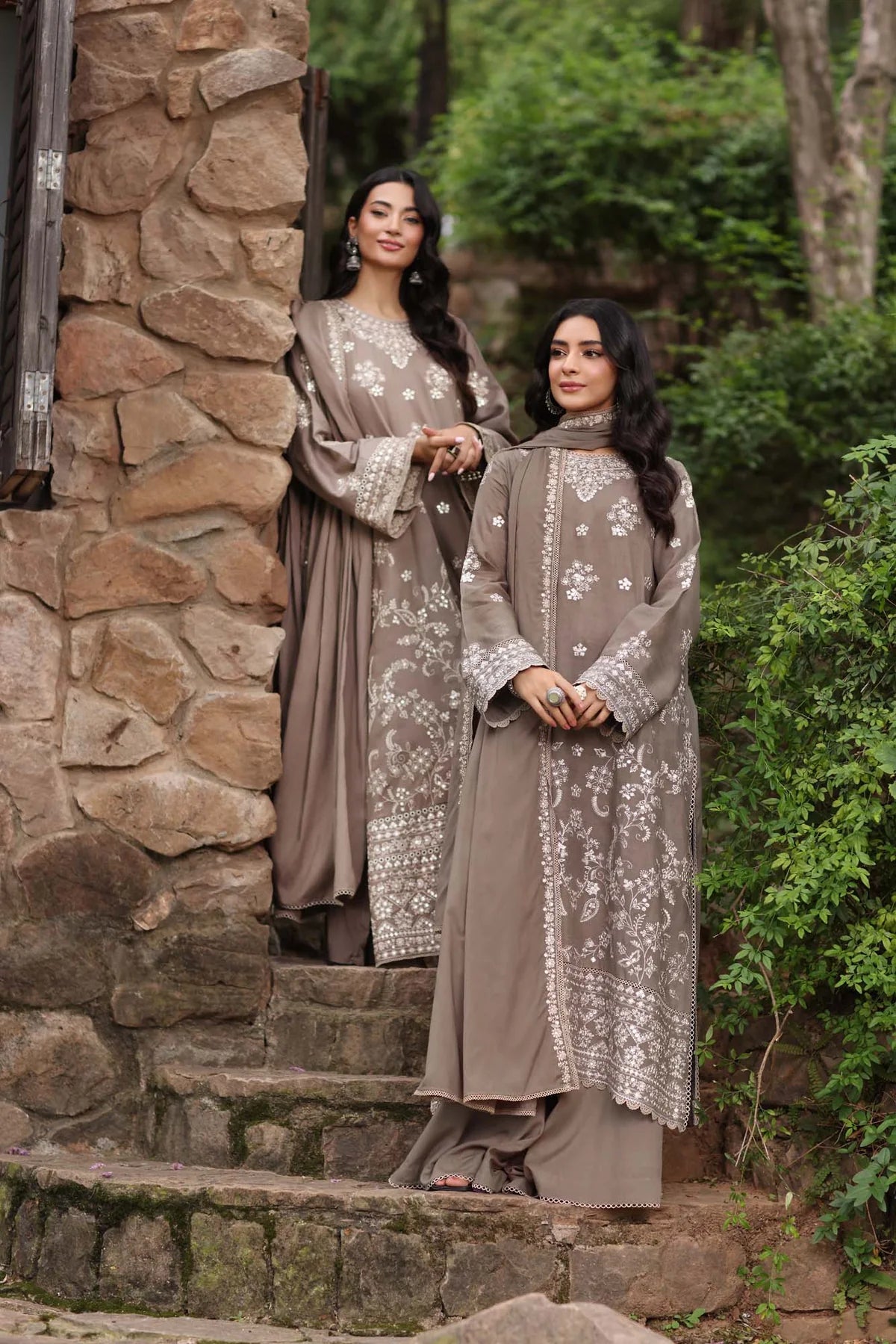 Noor by Saadia Asad - Suzaankari Winter 24 -3PC -D2