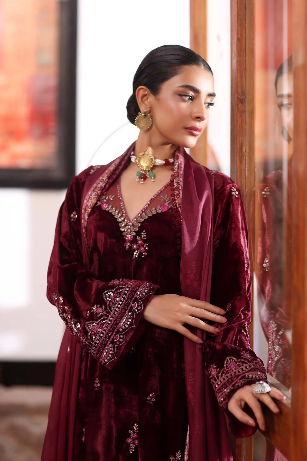 Noor by Saadia Asad - Velvet - Suzaankari Winter 24 -3PC - D10
