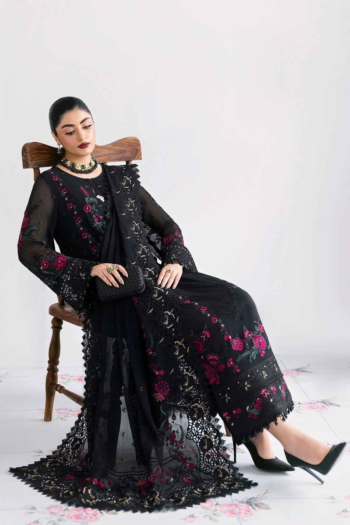 Imrozia | LUXE SERENE' 25 | ONYX