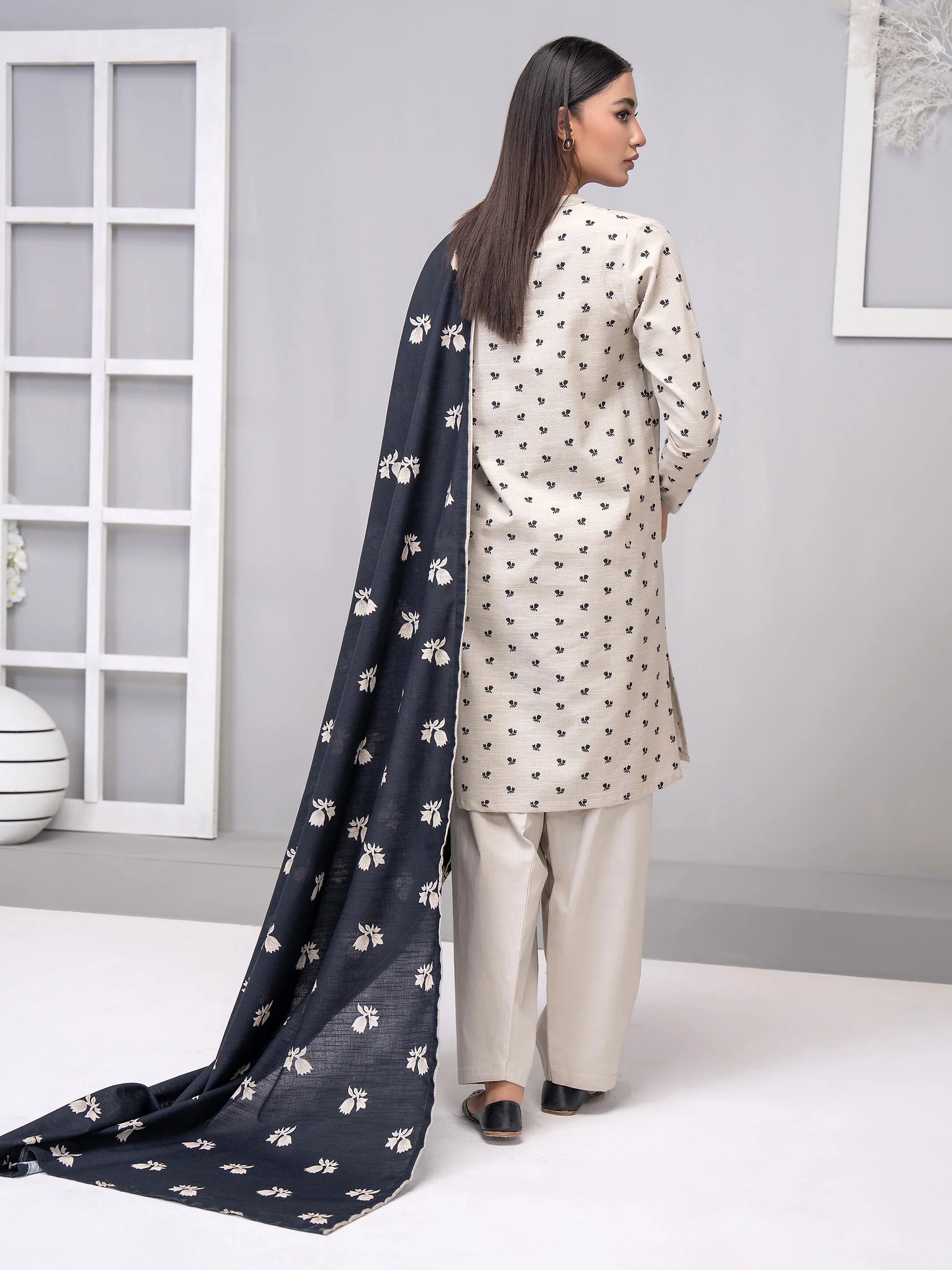 LimeLight - Winter - 3Pc Printed Khaddar - U3257