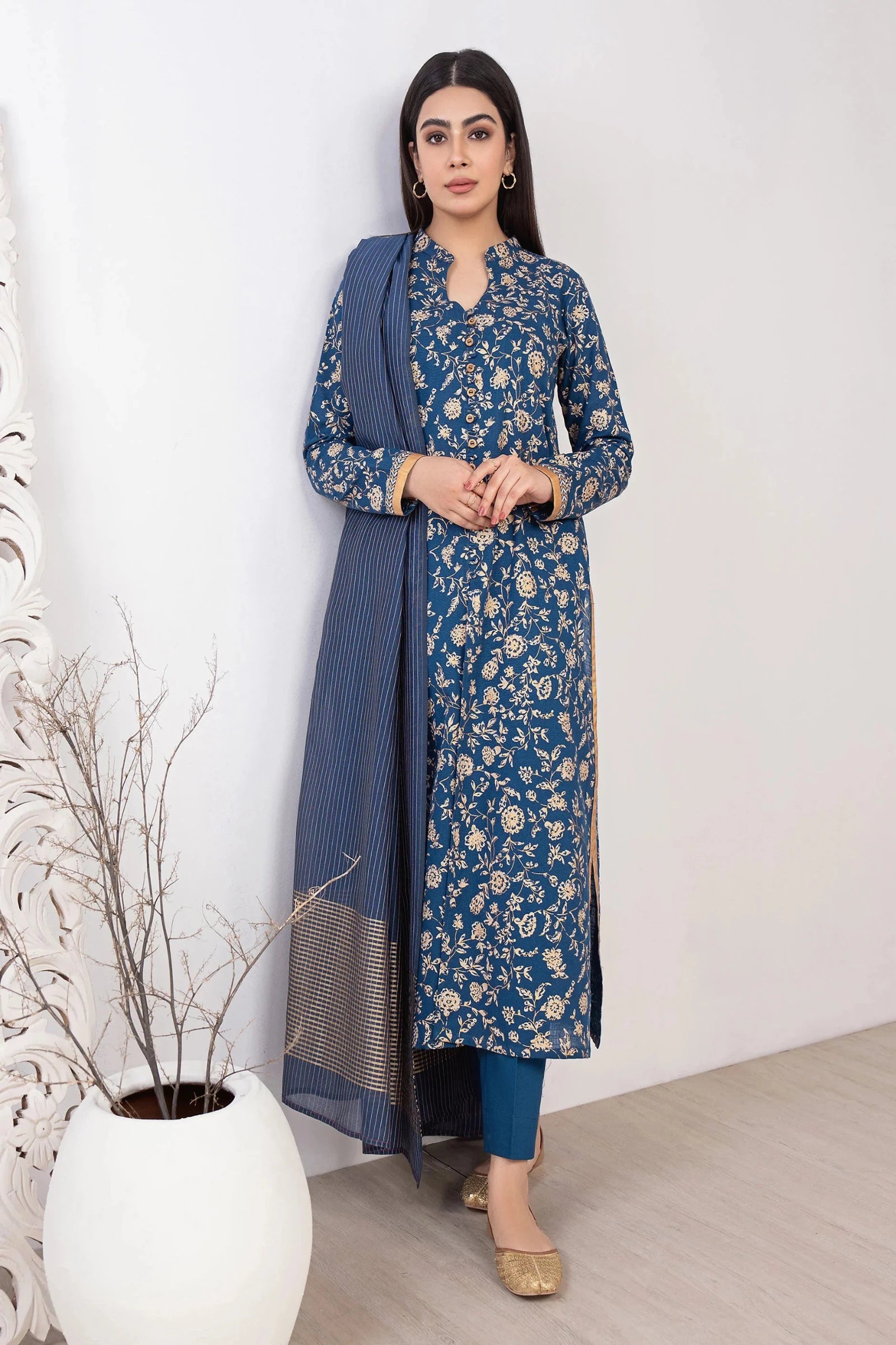LimeLight - Winter - 3pc Khaddar Suit-Printed - U3258