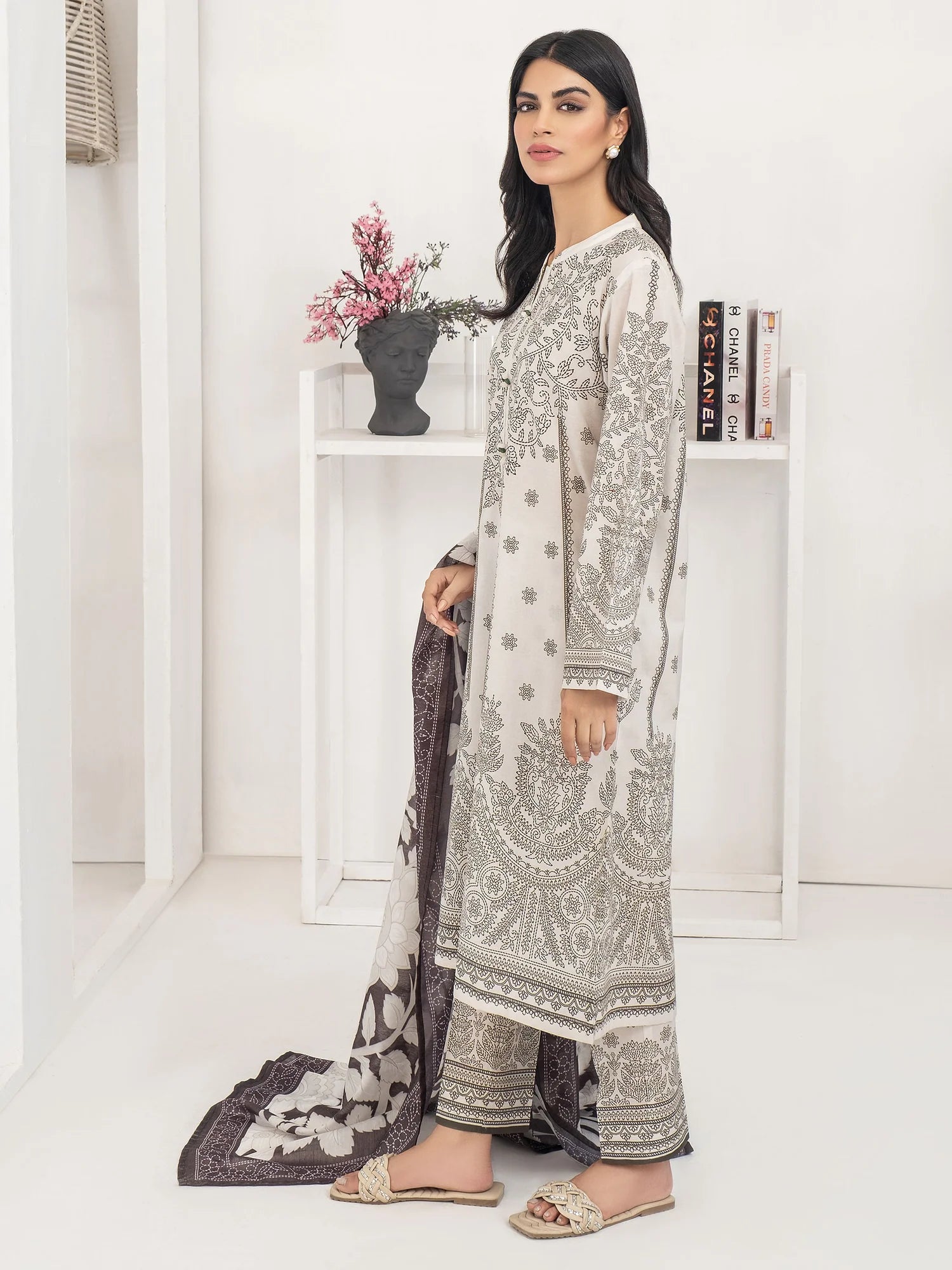 Limelight | 3Piece Lawn Suit-Paste Printed | U3574SU