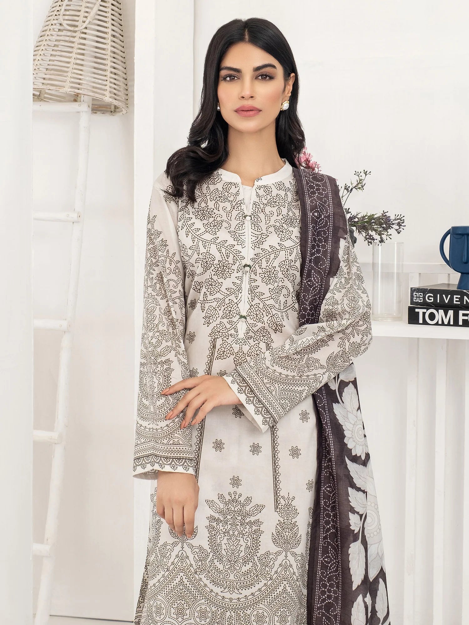 Limelight | 3Piece Lawn Suit-Paste Printed | U3574SU