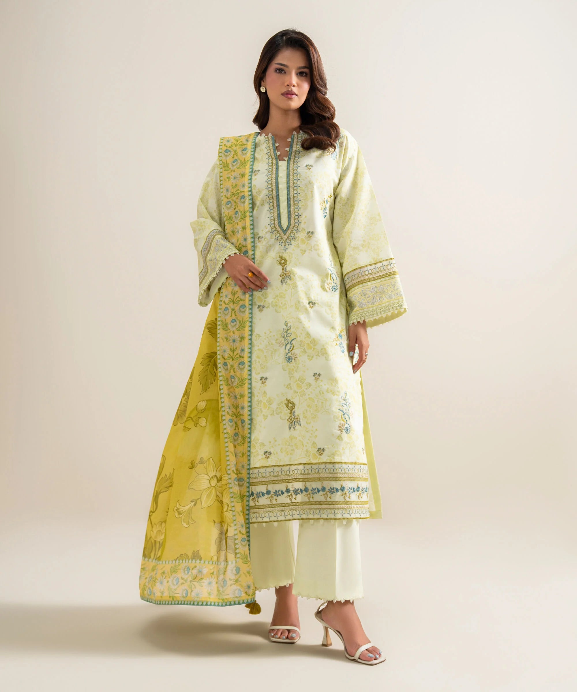 Sapphire | 3 Piece - Embroidered Lawn Suit 26V7124B