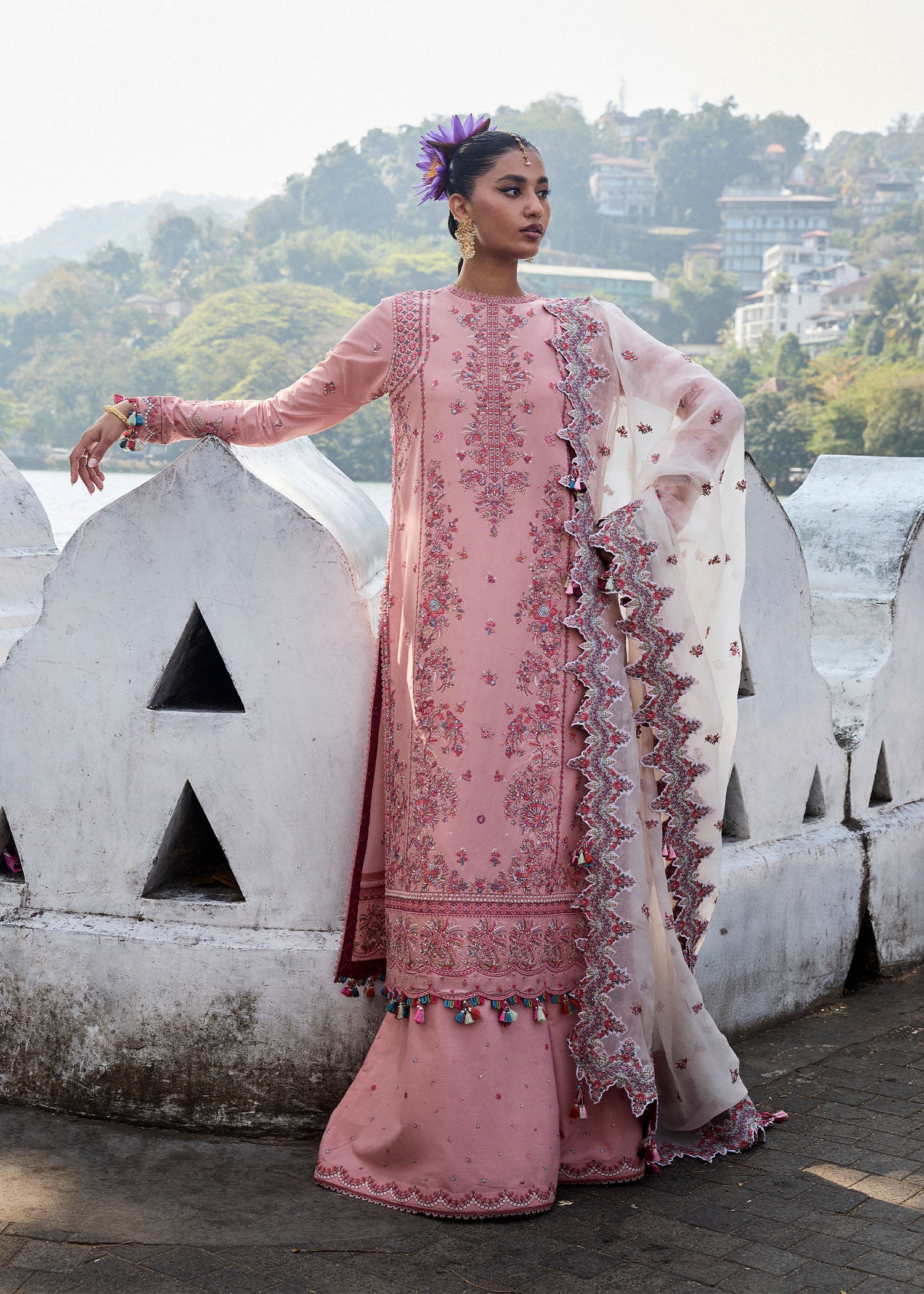 Hussain Rehar | Luxury Lawn'25 | Peaar