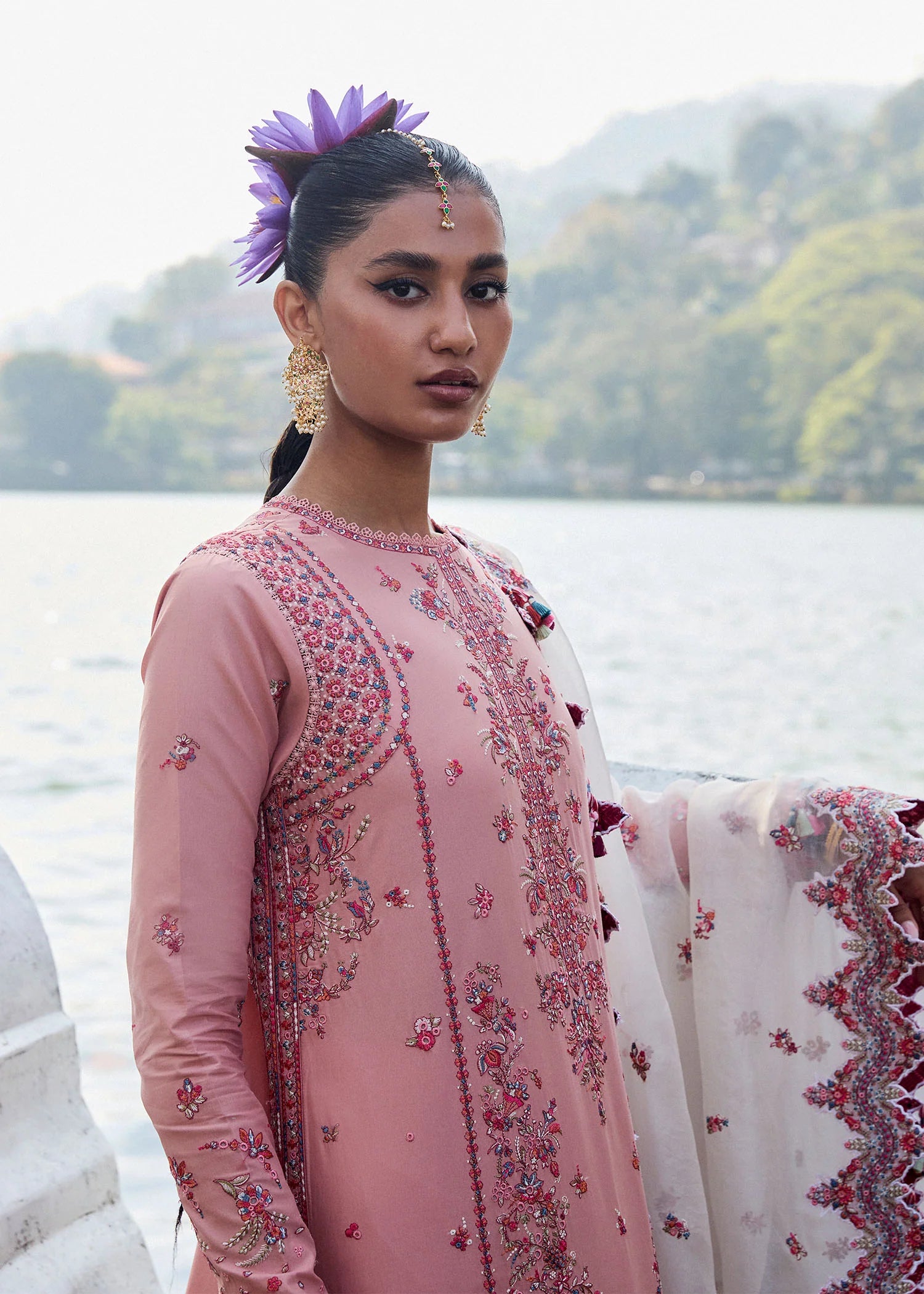 Hussain Rehar | Luxury Lawn'25 | Peaar