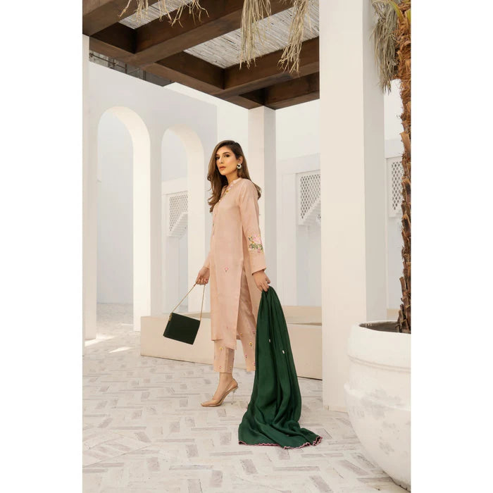 MARYUM MUGHAL | Pret | Desert Bloom