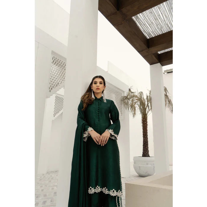 MARYUM MUGHAL | Pret | Ocean Breeze