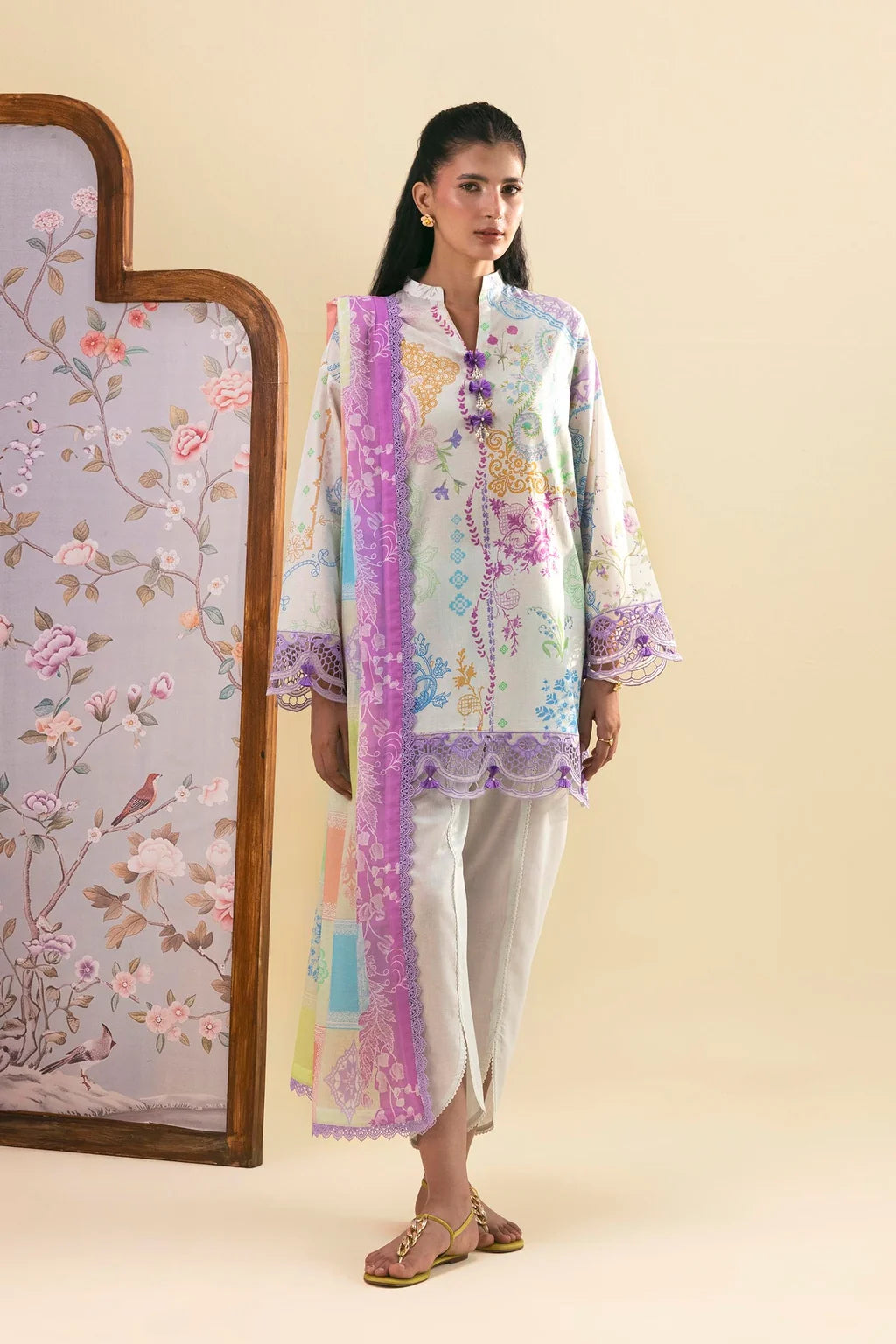Sana Safinaz | Embroidered 3 Piece | LM261-001-CG