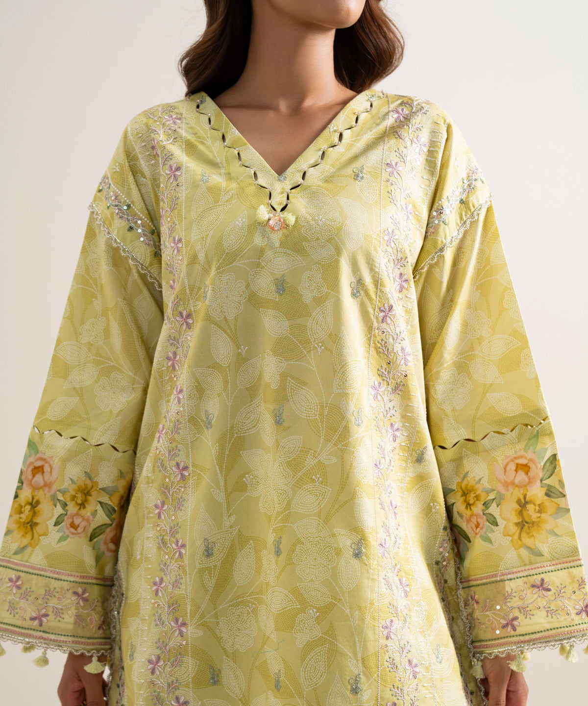 Sapphire | Intermix 26 | 3 Piece - Embroidered Lawn Suit 26V7128