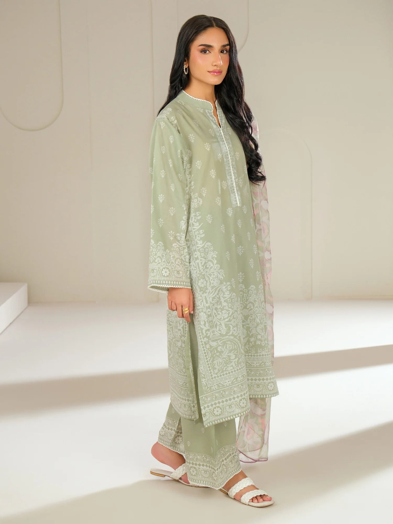 Limelight | 3Piece Lawn Suit-Printed | U4397SU
