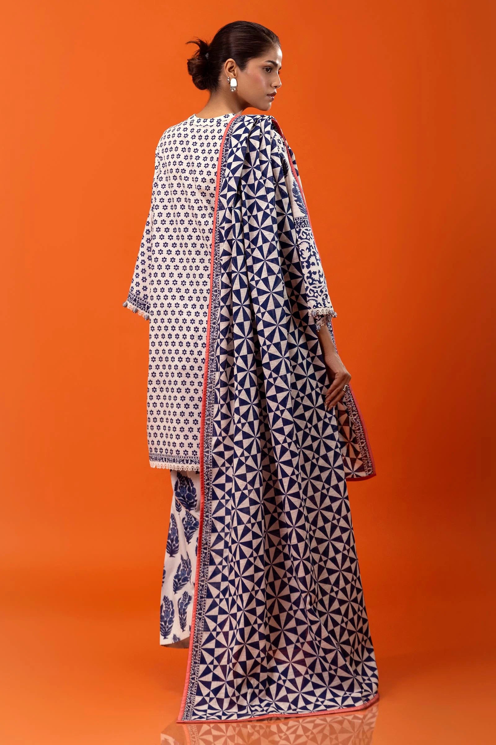 Sana Safinaz - Mahay winter'24 - 3Pc - H243-009B-3CQ