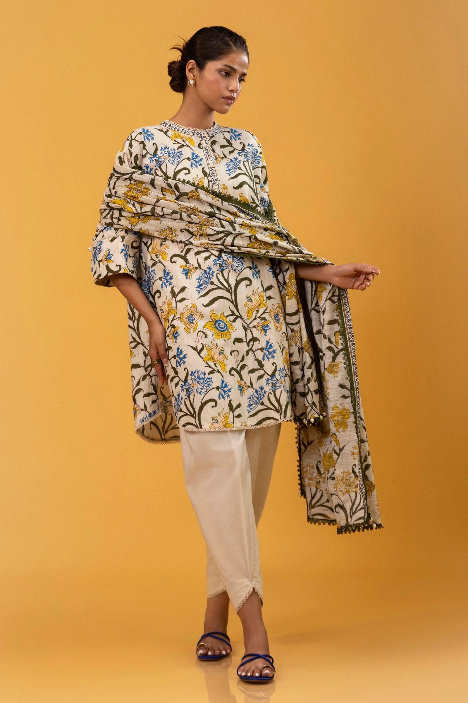 Sana Safinaz - Mahay Winter '24 - 3PC - H243-017A-2Q