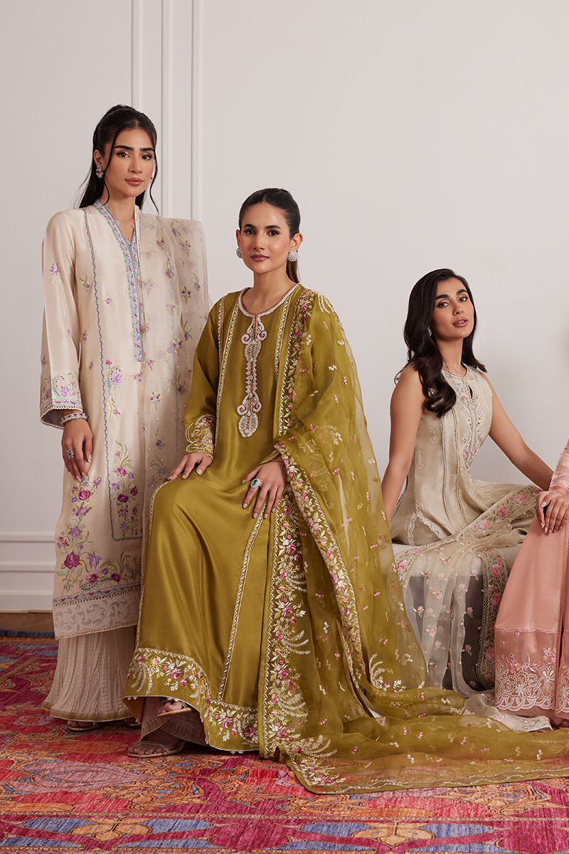 Farah Talib Aziz | Luxe Pret | Everly Cream Shirt And Dupatta