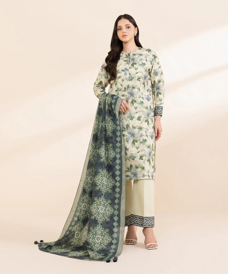 Sapphire - 3 Piece - Printed Light Khaddar Suit