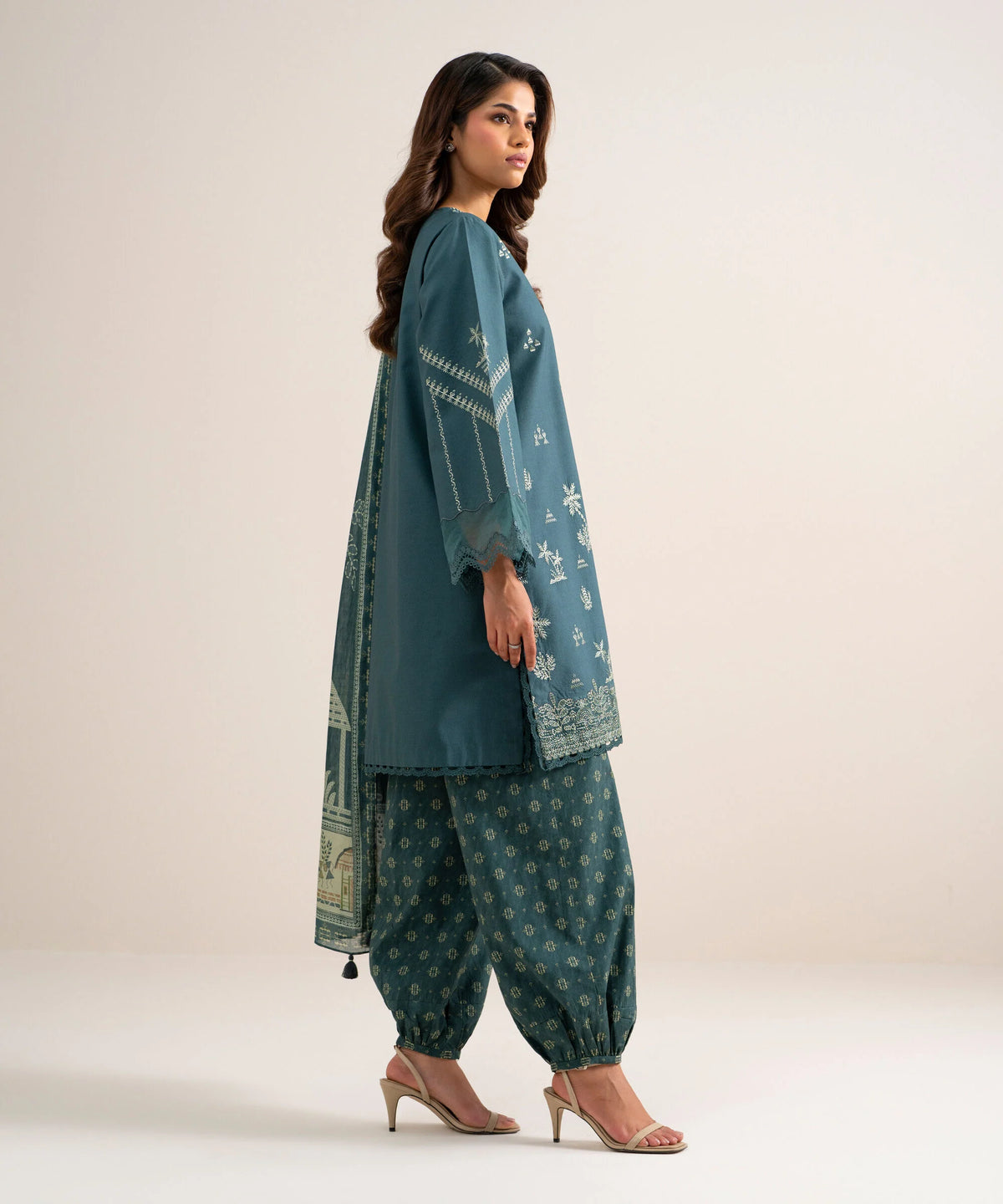 Sapphire | Intermix 26 | 3 Piece - Embroidered Cotton Suit S26V717