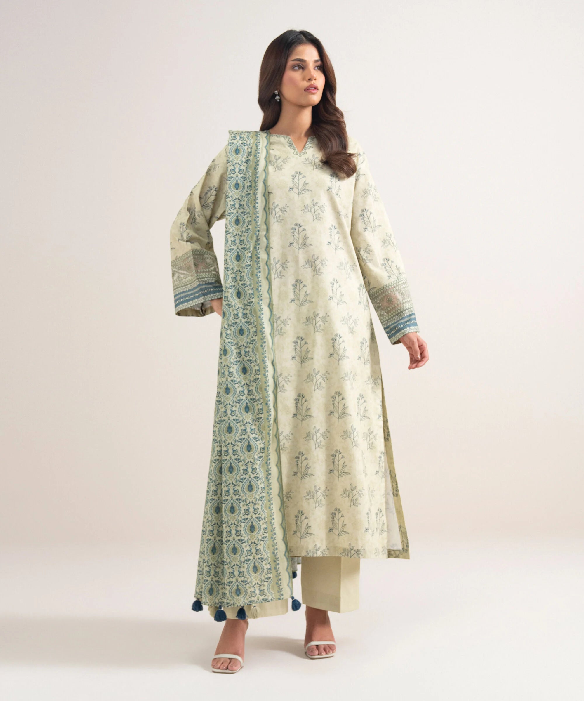 Sapphire | 3 Piece - Embroidered Lawn Suit 26V762