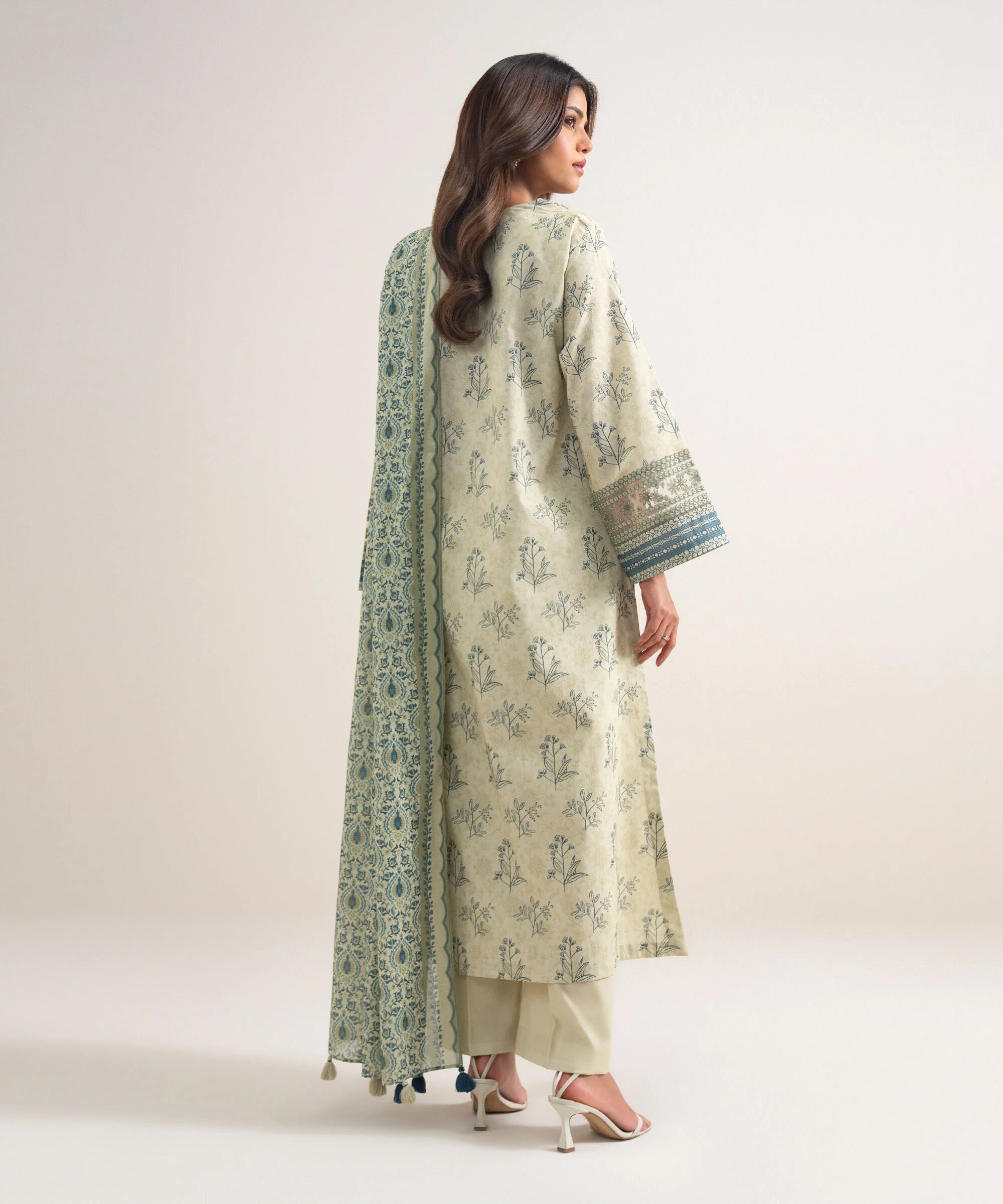 Sapphire | 3 Piece - Embroidered Lawn Suit 26V762