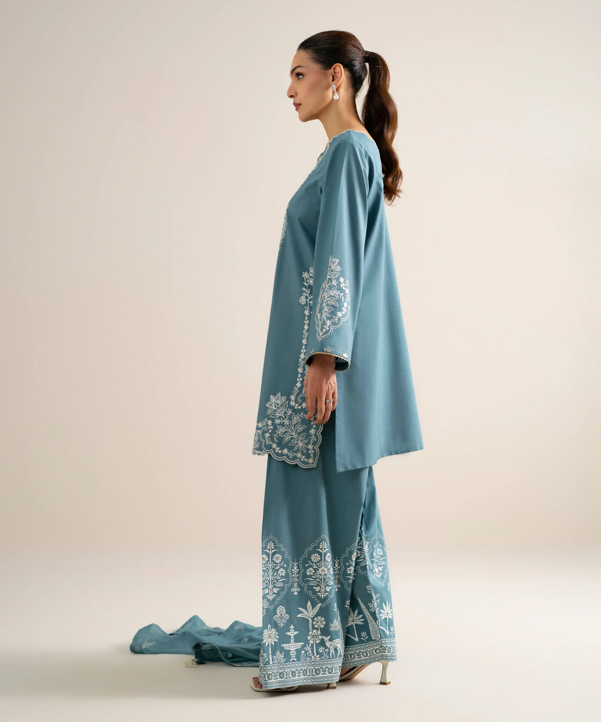Sapphire | Intermix 26 | 3 Piece - Embroidered Lawn Suit 26V754