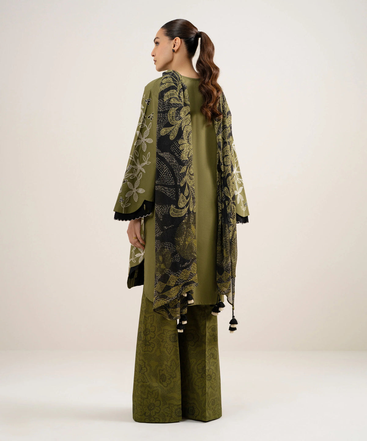 Sapphire | Intermix 26 | 3 Piece - Embroidered Lawn Suit 26V712