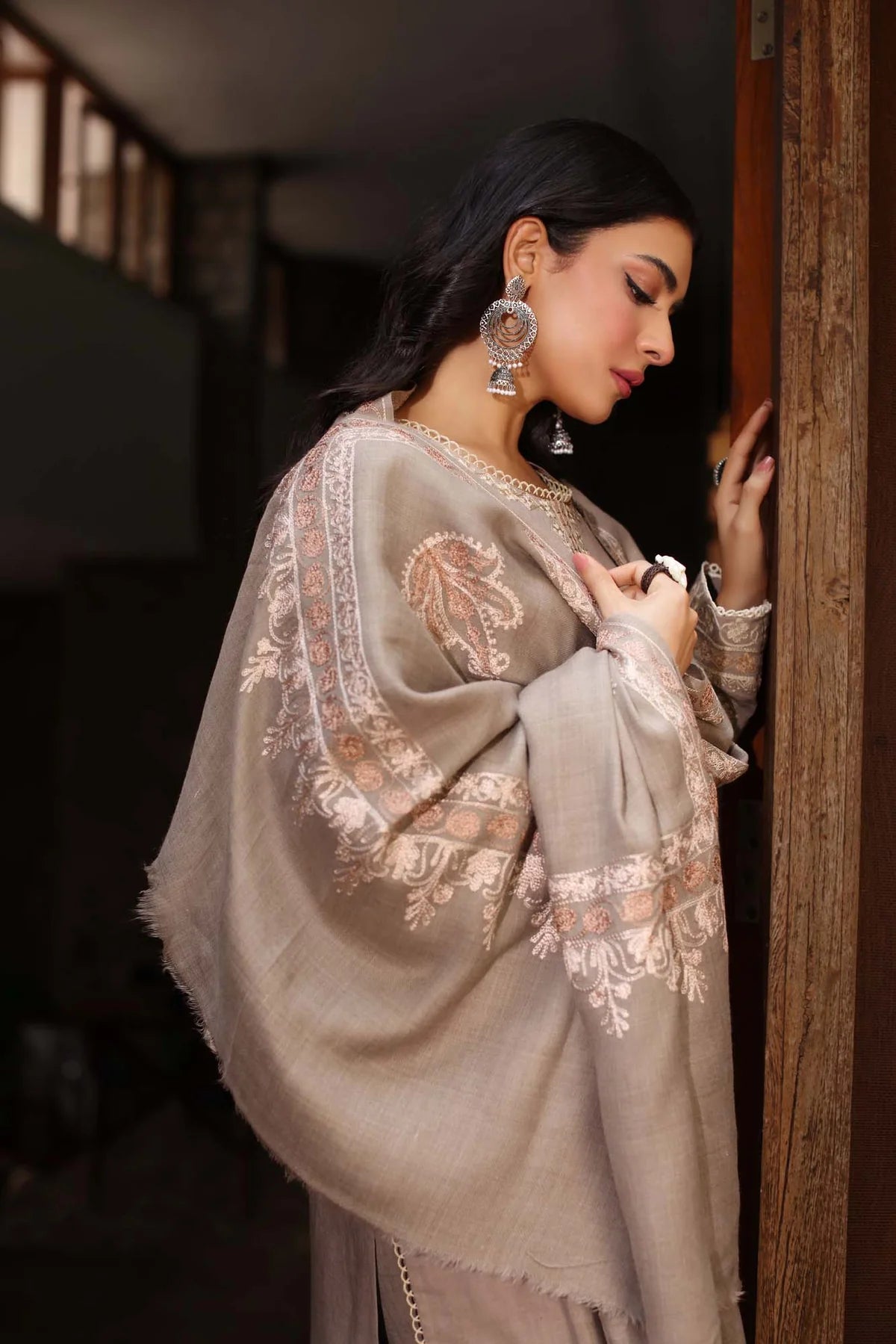 Noor by Saadia Asad -  Suzaankari Winter 24 -3PC - D7