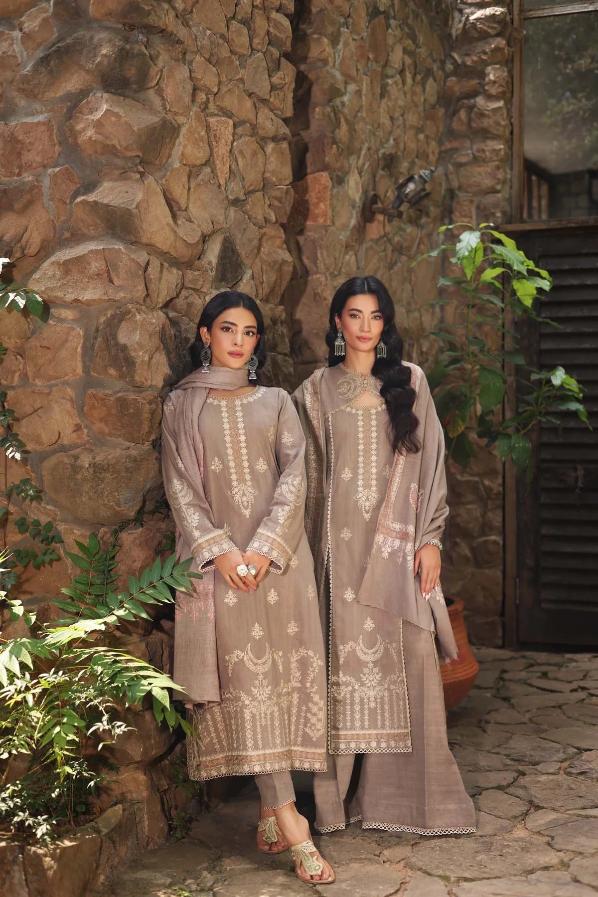 Noor by Saadia Asad -  Suzaankari Winter 24 -3PC - D7