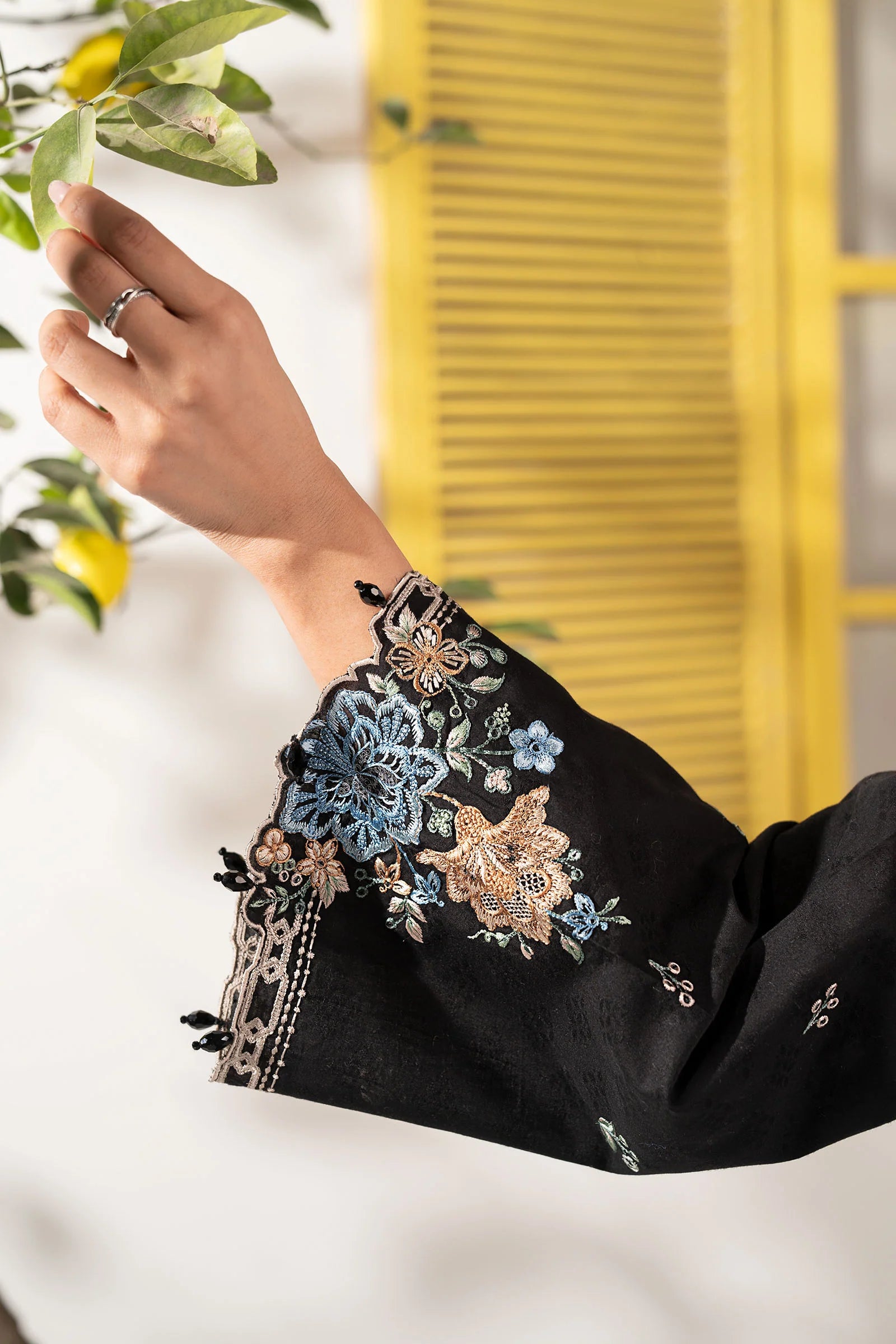 Maria.B | 3 Piece Embroidered Dobby Lawn Suit
