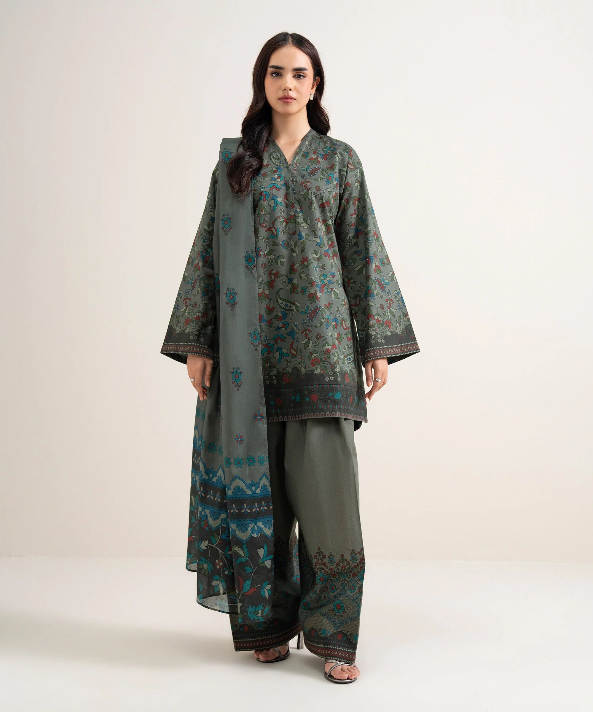 Sapphire | 3 Piece - Print Lawn Suit 26V799