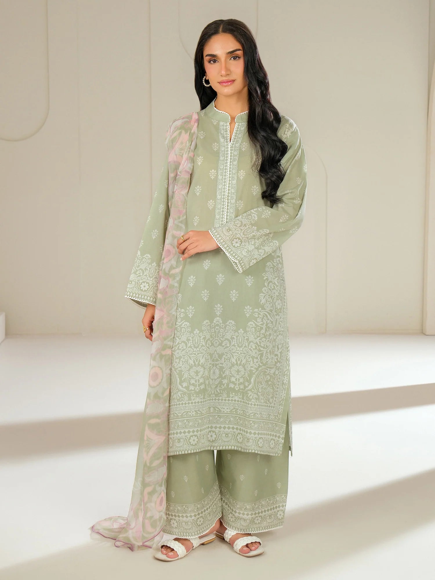 Limelight | 3Piece Lawn Suit-Printed | U4397SU